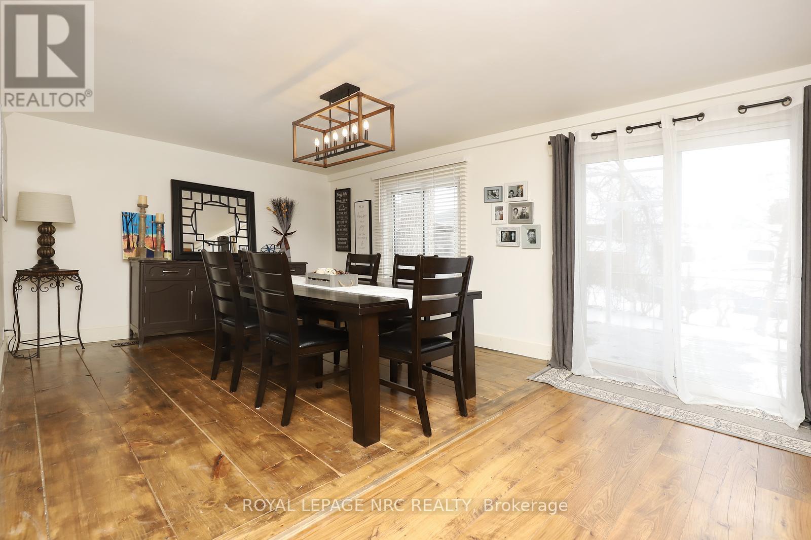 












1 JOHN AVENUE

,
Brant,




Ontario
N3L2S8

