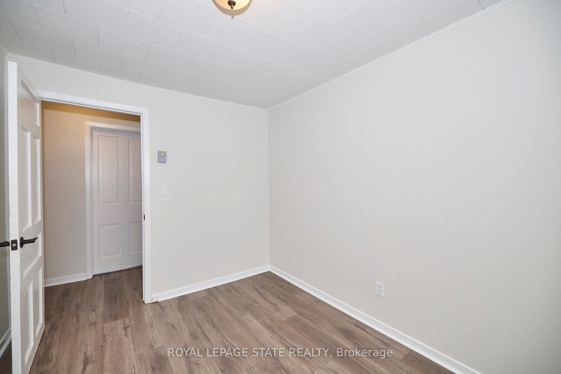 









33


Lock

Street, 3,
St. Catharines,




ON
L2N 5B8

