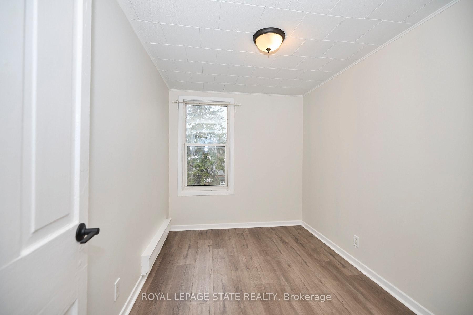 









33


Lock

Street, 3,
St. Catharines,




ON
L2N 5B8

