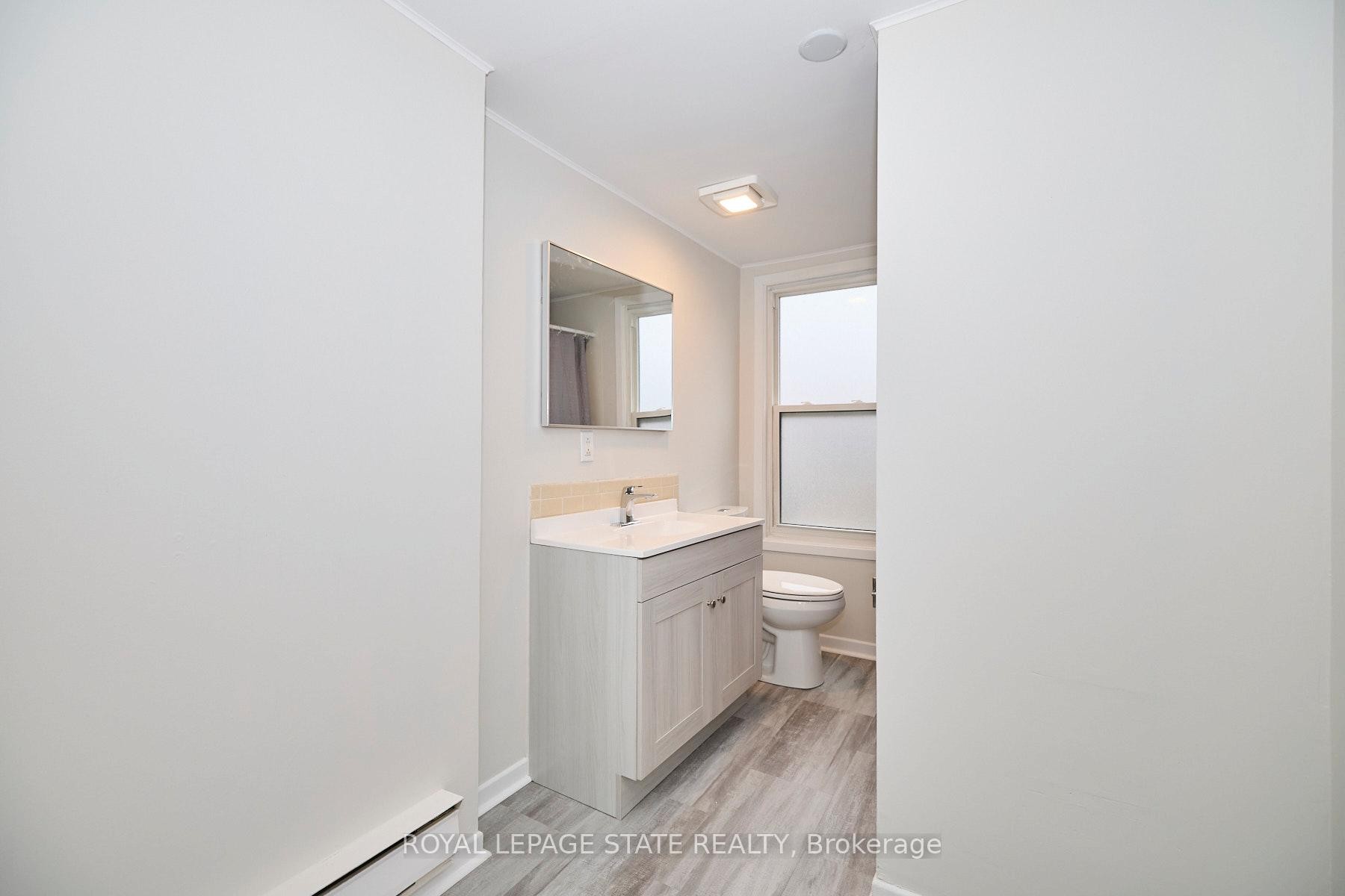 









33


Lock

Street, 3,
St. Catharines,




ON
L2N 5B8

