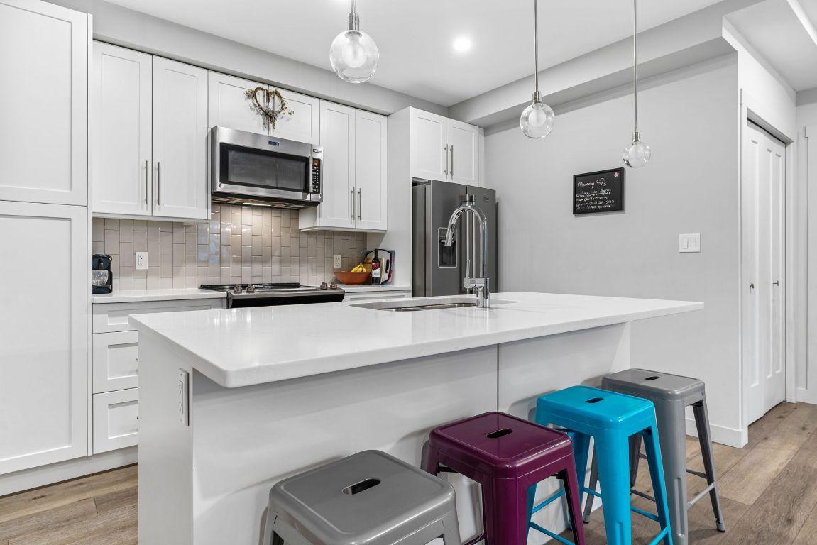 









3630


Mission Springs

Drive, 106,
Kelowna,




BC
V1W 0B2


