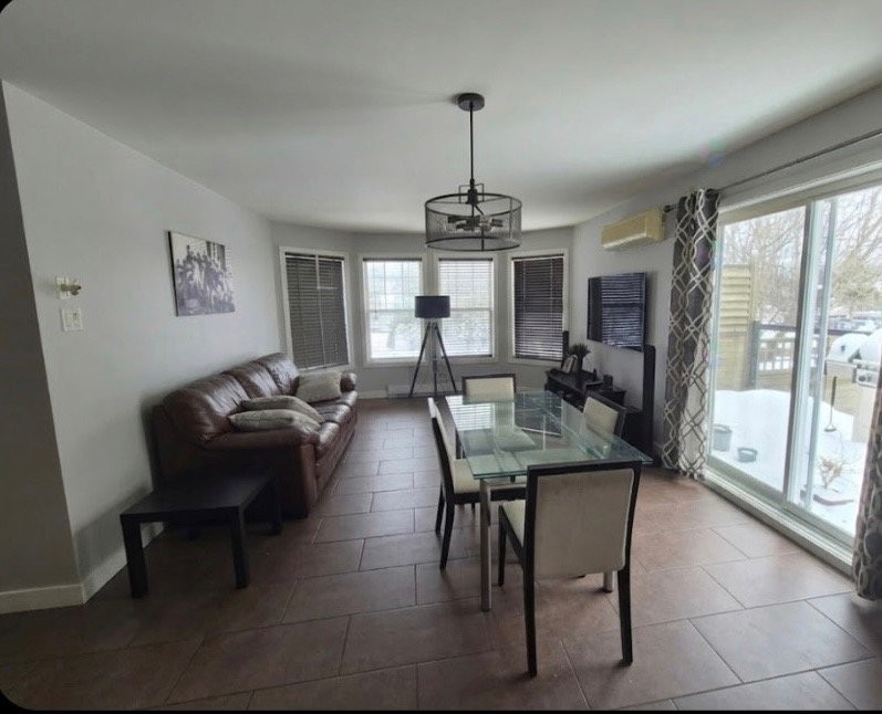 









771


Rue Magnan

,
L'Épiphanie,




QC
J5X4G4

