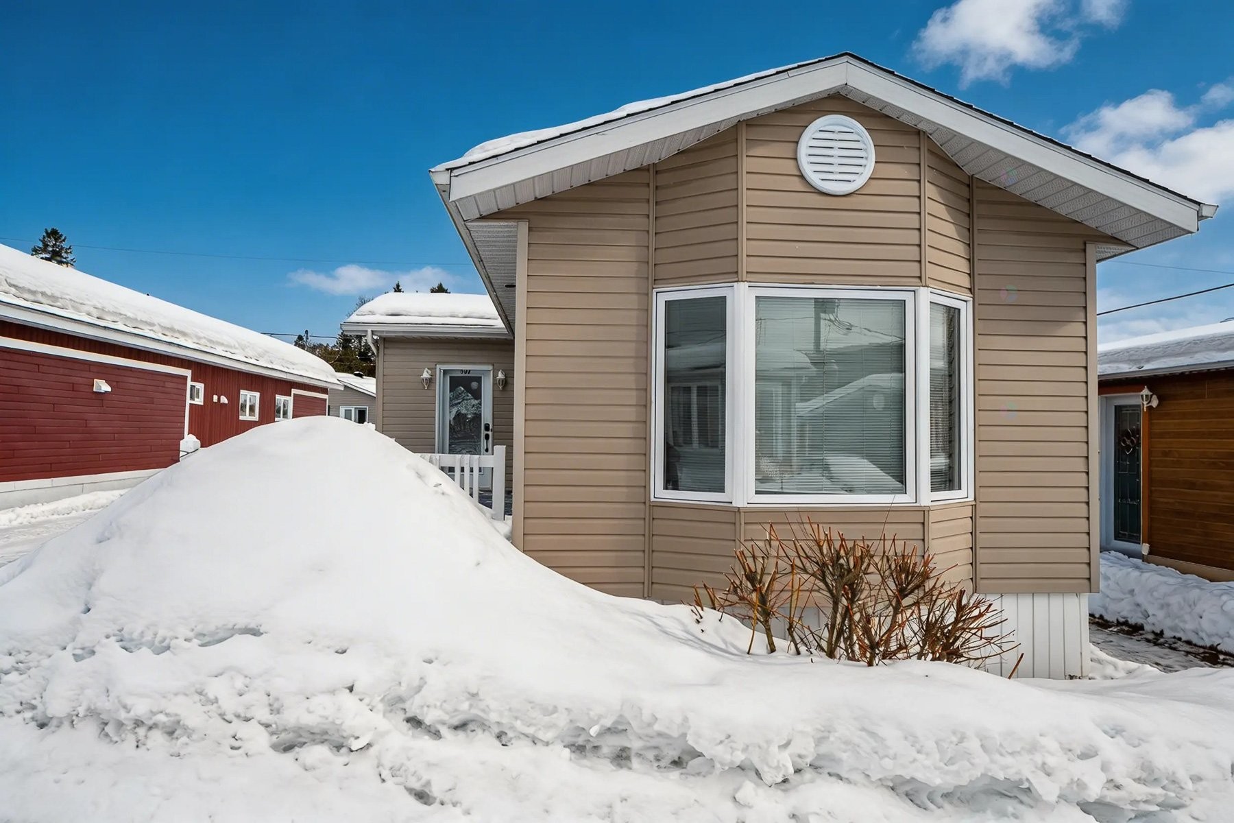 









507


Ch. des Habitations-des-Monts

,
Saint-Sauveur,




QC
J0R1R3

