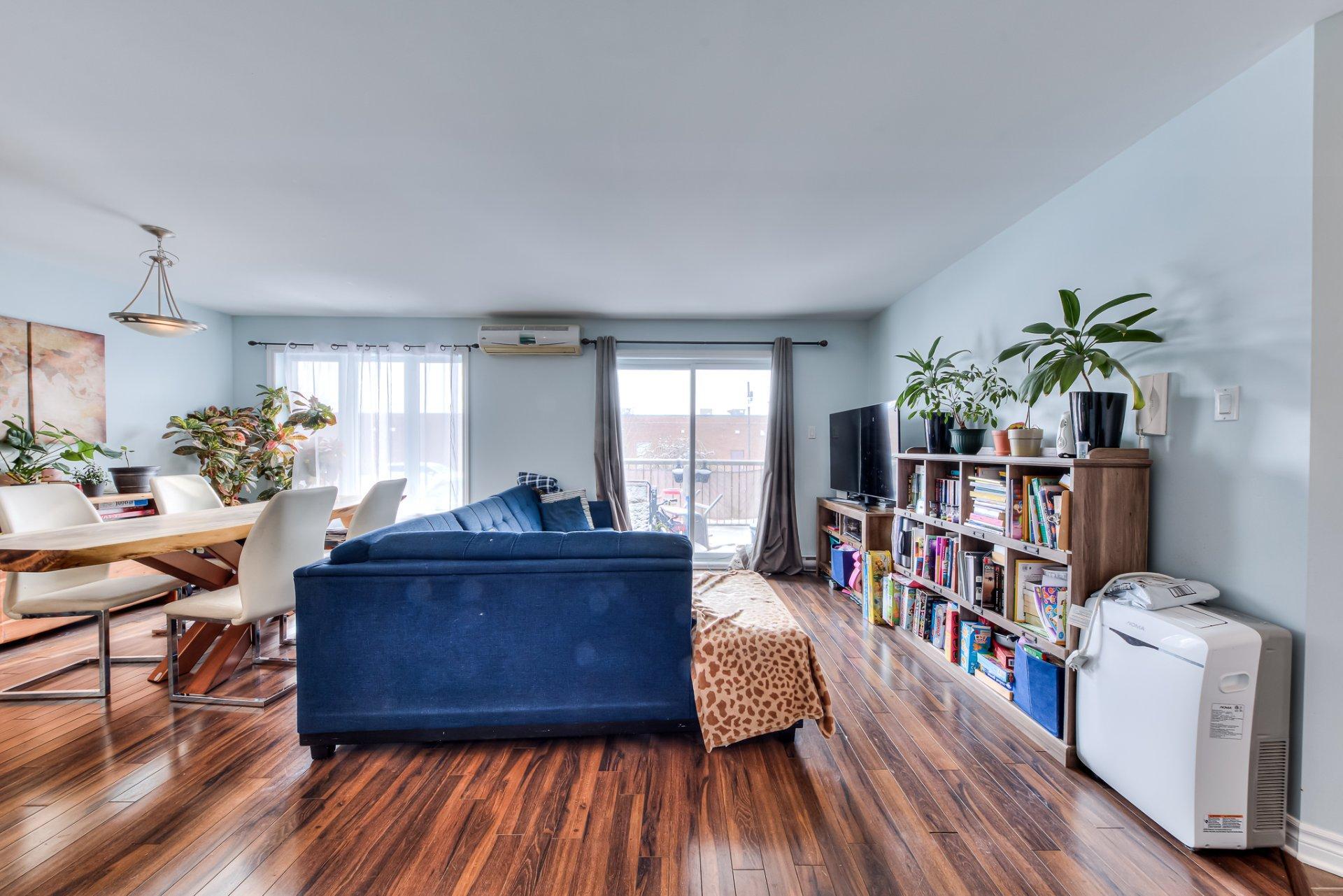 









105


Rue Roland-Chagnon

,
Saint-Basile-le-Grand,




QC
J3N1L4

