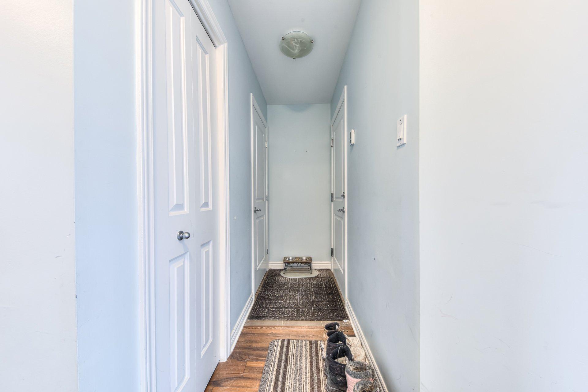 









105


Rue Roland-Chagnon

,
Saint-Basile-le-Grand,




QC
J3N1L4

