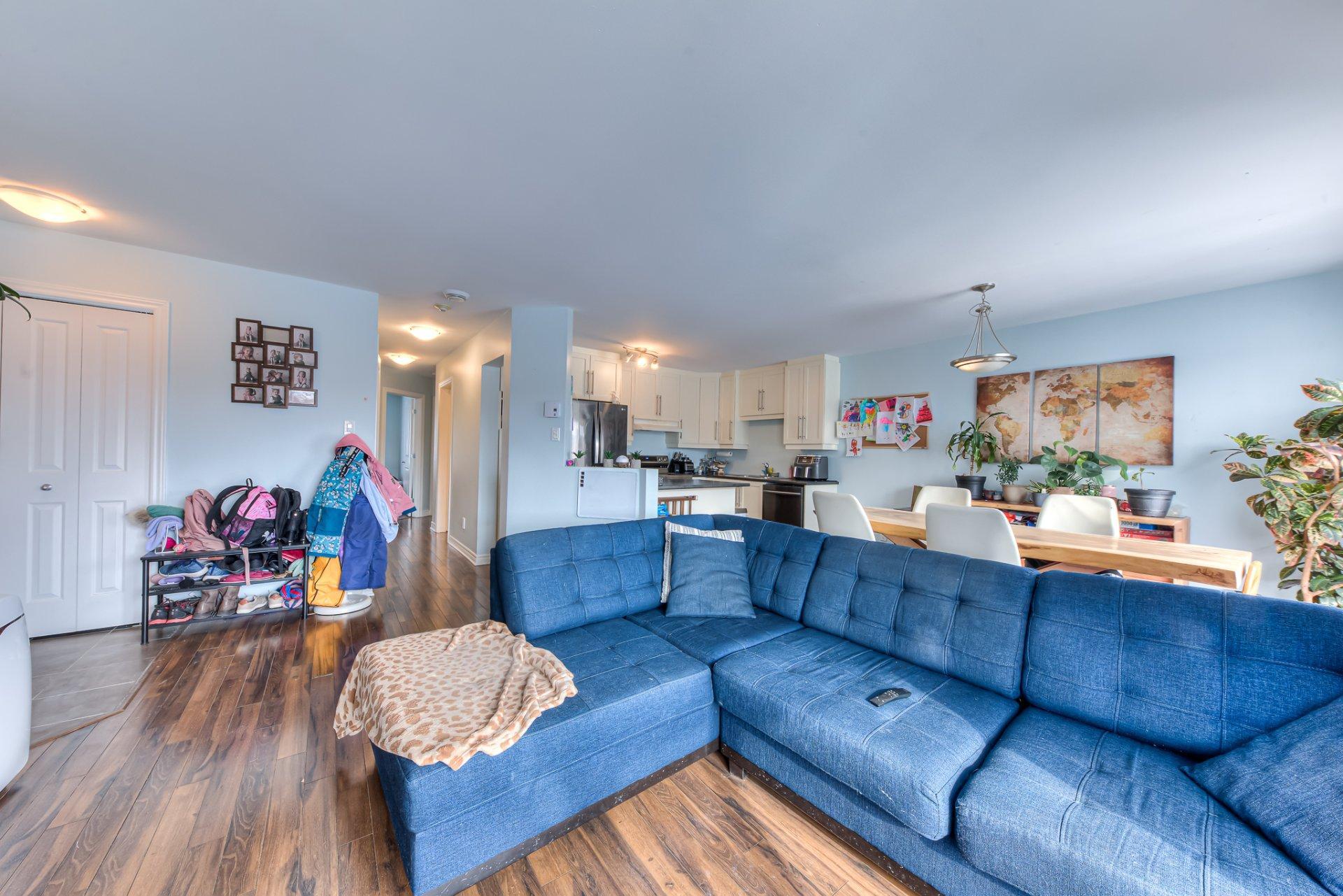 









105


Rue Roland-Chagnon

,
Saint-Basile-le-Grand,




QC
J3N1L4

