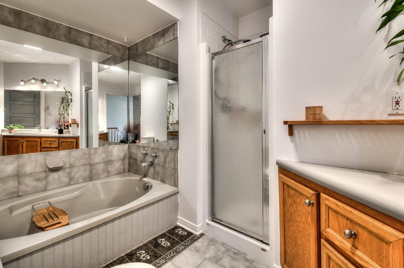 









306


Rue de Normandie

,
Sainte-Julie,




QC
J3E1A7

