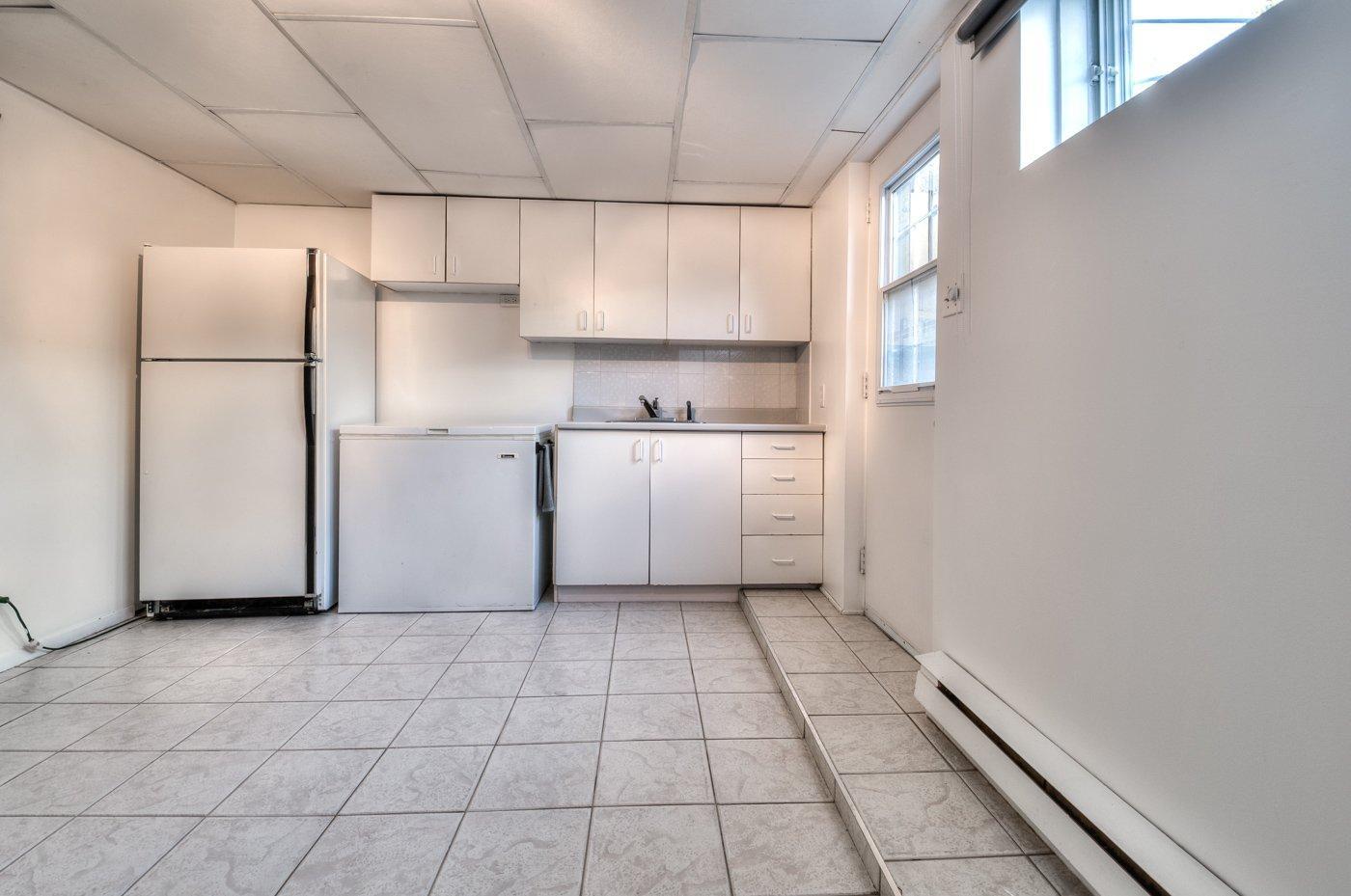 









306


Rue de Normandie

,
Sainte-Julie,




QC
J3E1A7

