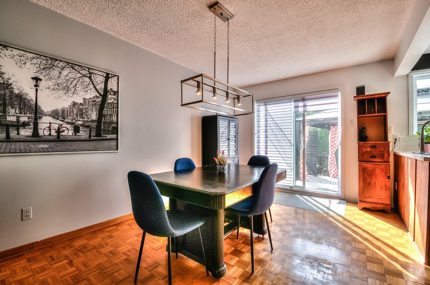 









306


Rue de Normandie

,
Sainte-Julie,




QC
J3E1A7

