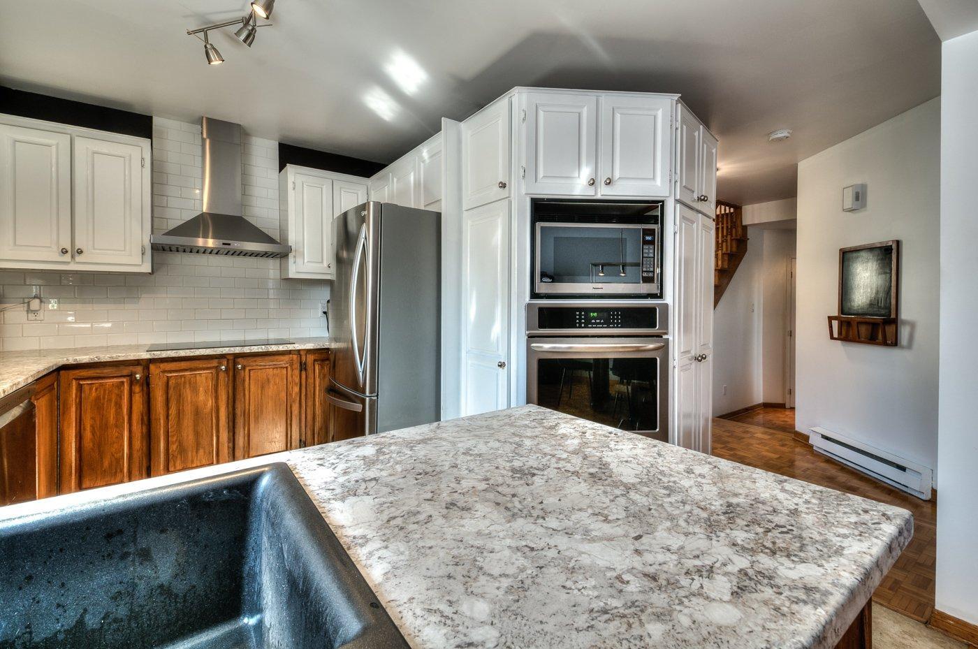 









306


Rue de Normandie

,
Sainte-Julie,




QC
J3E1A7

