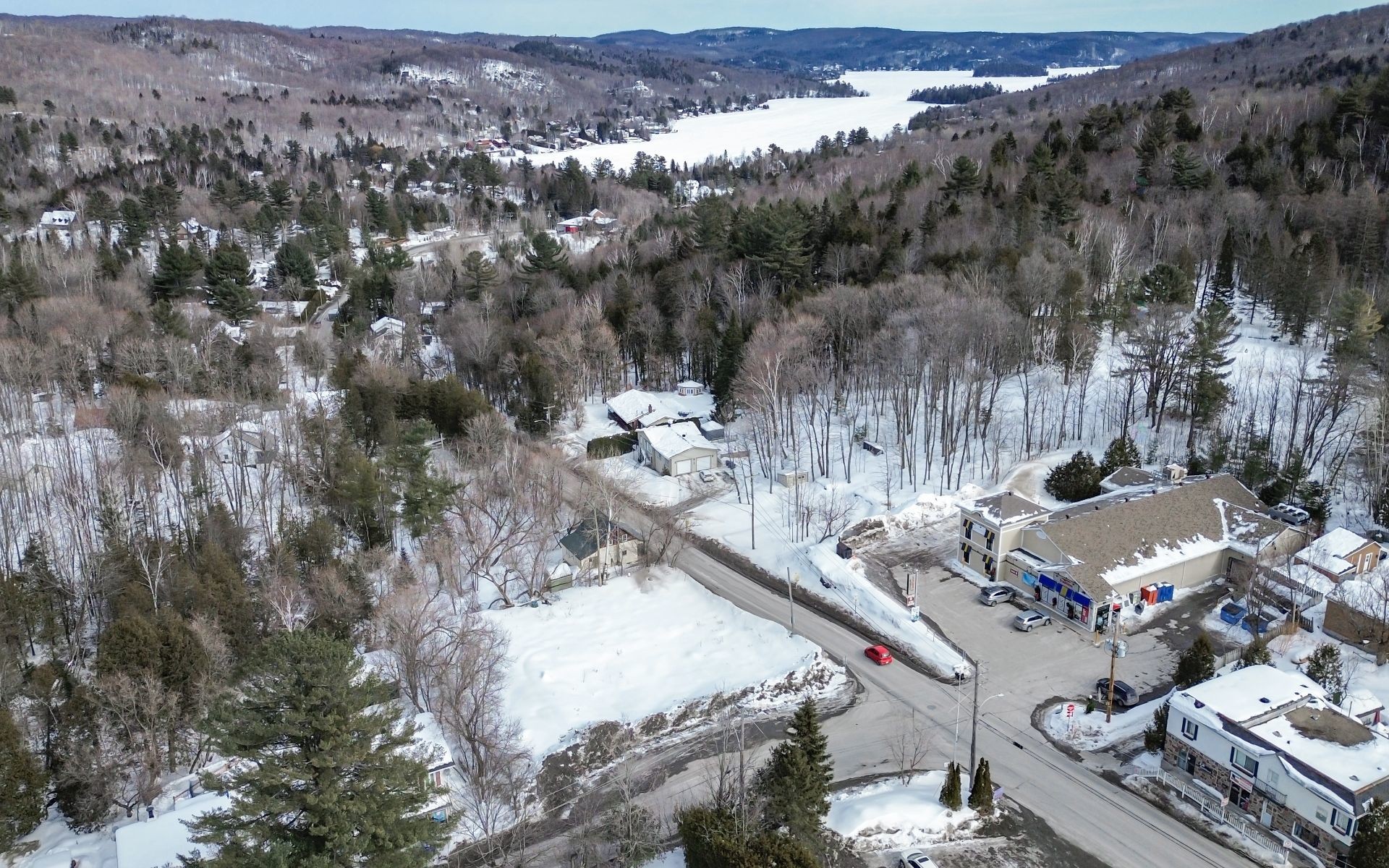 









2282


Ch. des Hauteurs

,
Saint-Hippolyte,







QC
J8A3C5

