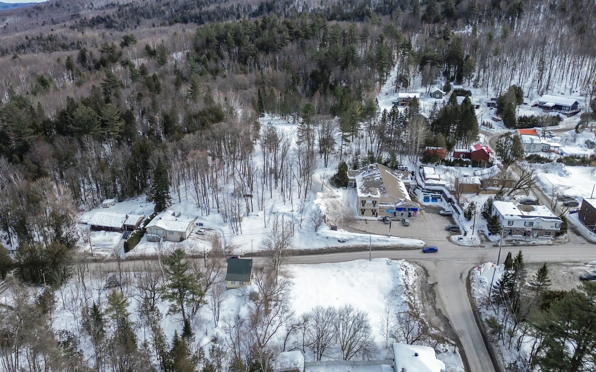 









2282


Ch. des Hauteurs

,
Saint-Hippolyte,







QC
J8A3C5

