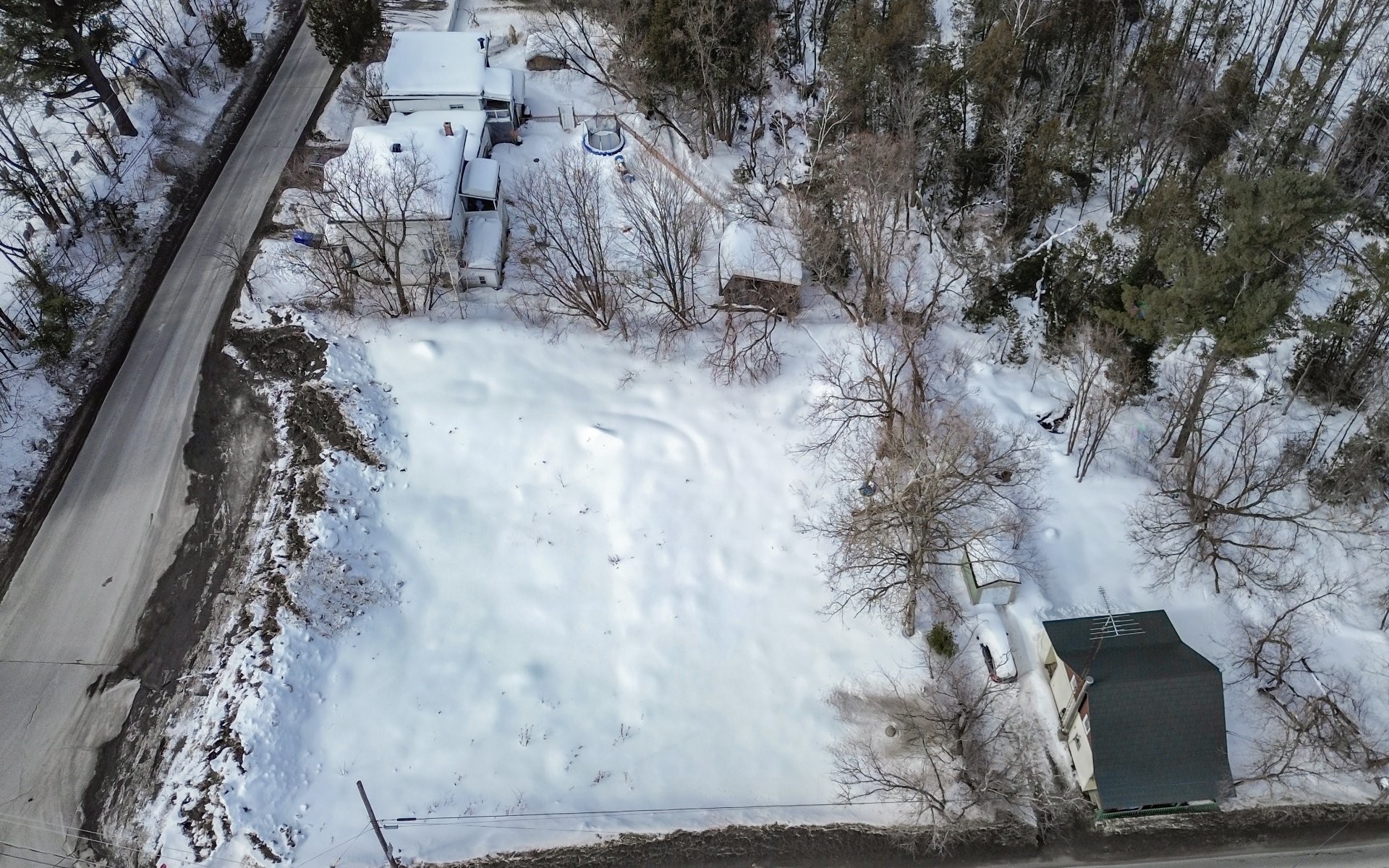 









2282


Ch. des Hauteurs

,
Saint-Hippolyte,







QC
J8A3C5

