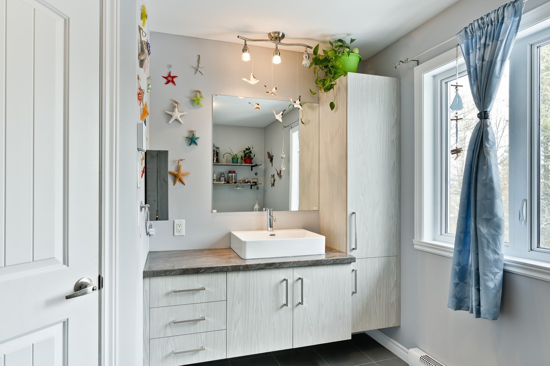 









168


Rue des Érables

,
Eastman,




QC
J0B1P0

