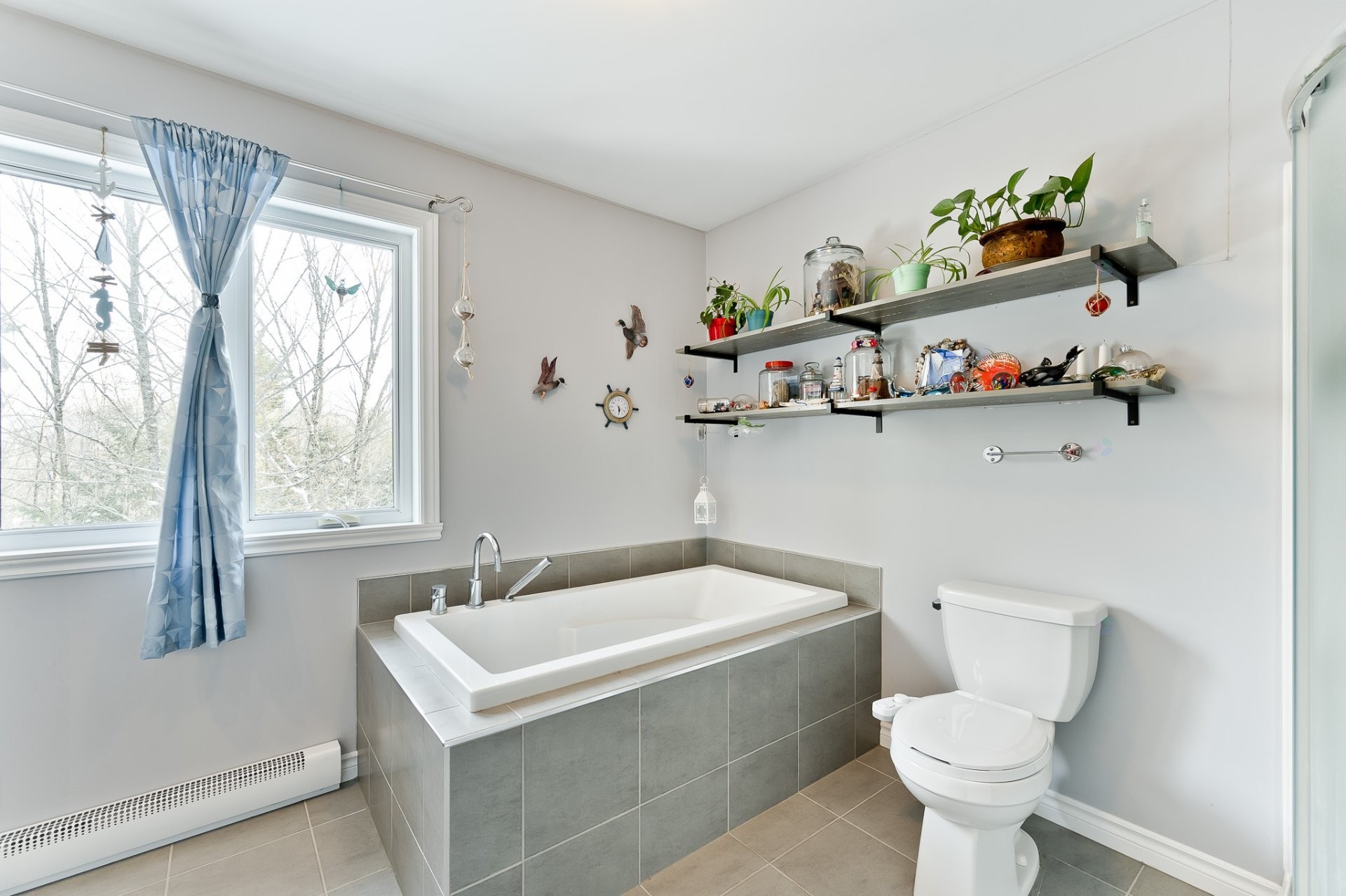 









168


Rue des Érables

,
Eastman,




QC
J0B1P0

