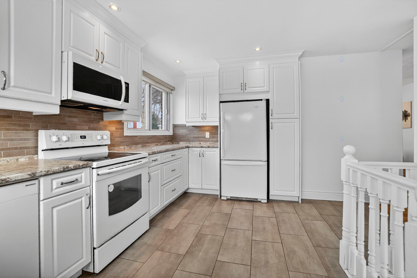 









5620


Rue André

,
Montréal (Pierrefonds-Roxboro),




QC
H8Z2V6

