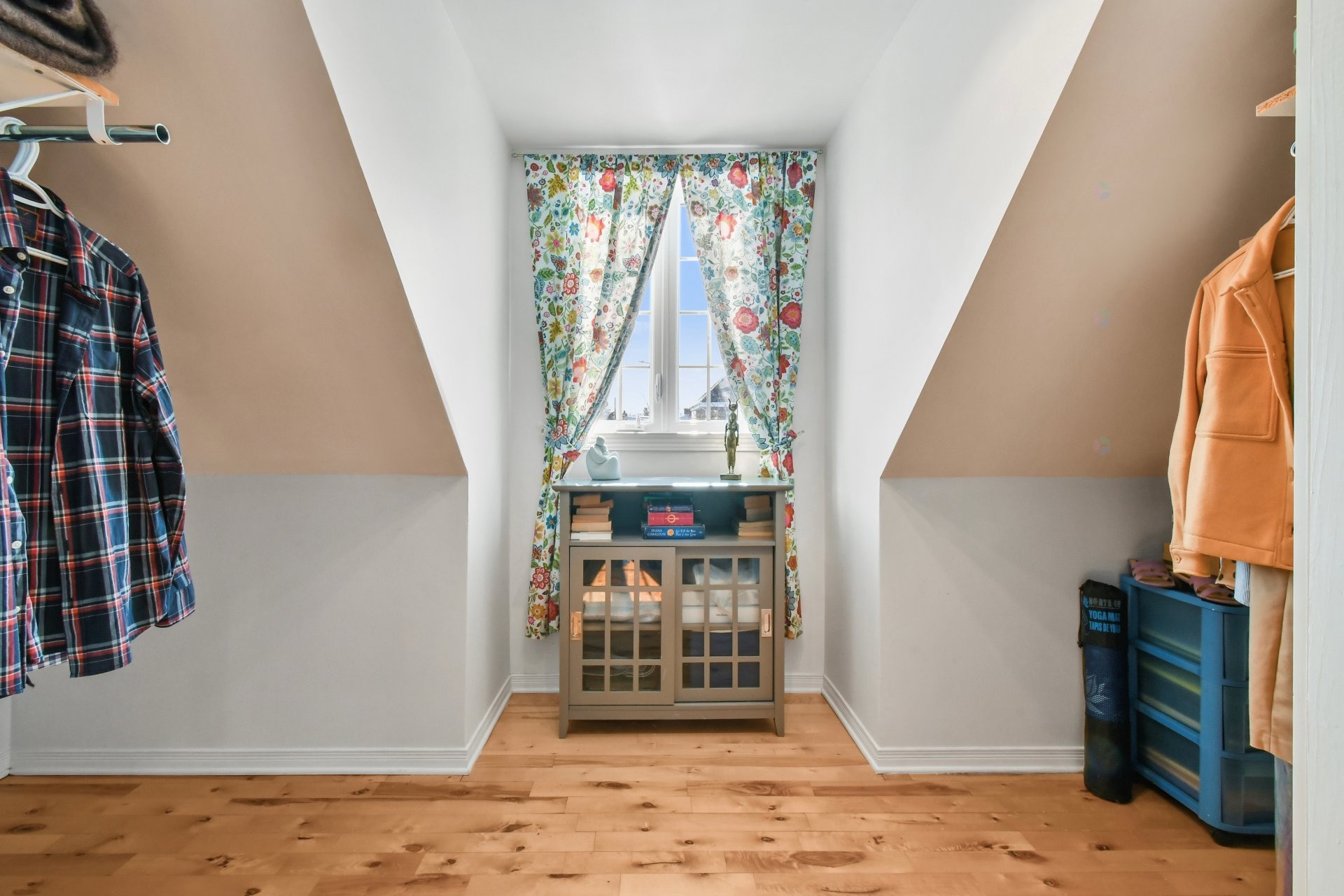 









538


Rue George-F.-A.-Wilkes

,
Longueuil (Greenfield Park),




QC
J4N3N4

