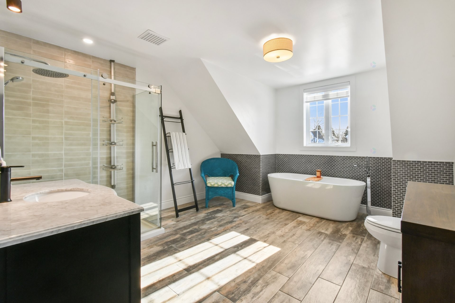 









538


Rue George-F.-A.-Wilkes

,
Longueuil (Greenfield Park),




QC
J4N3N4

