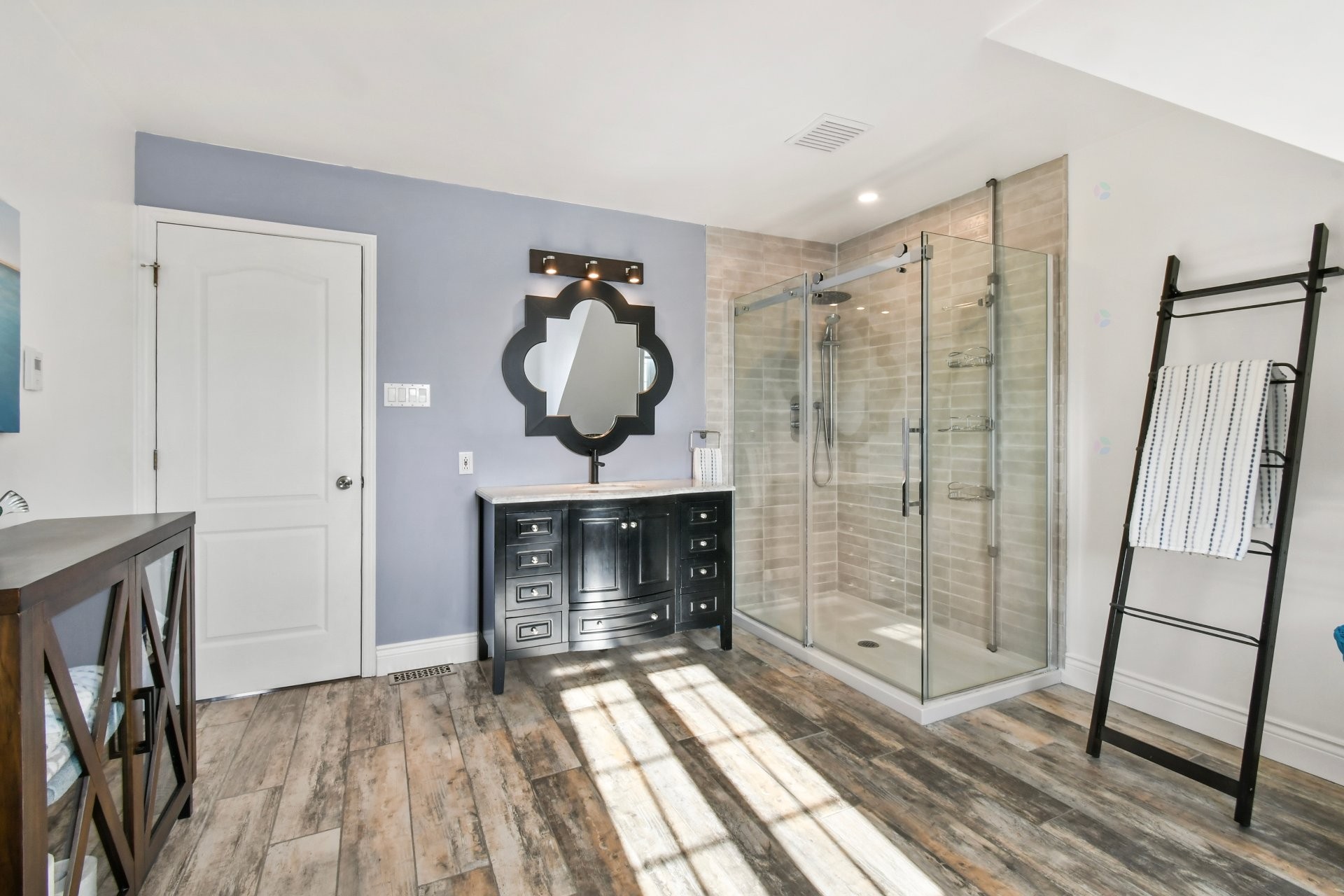 









538


Rue George-F.-A.-Wilkes

,
Longueuil (Greenfield Park),




QC
J4N3N4

