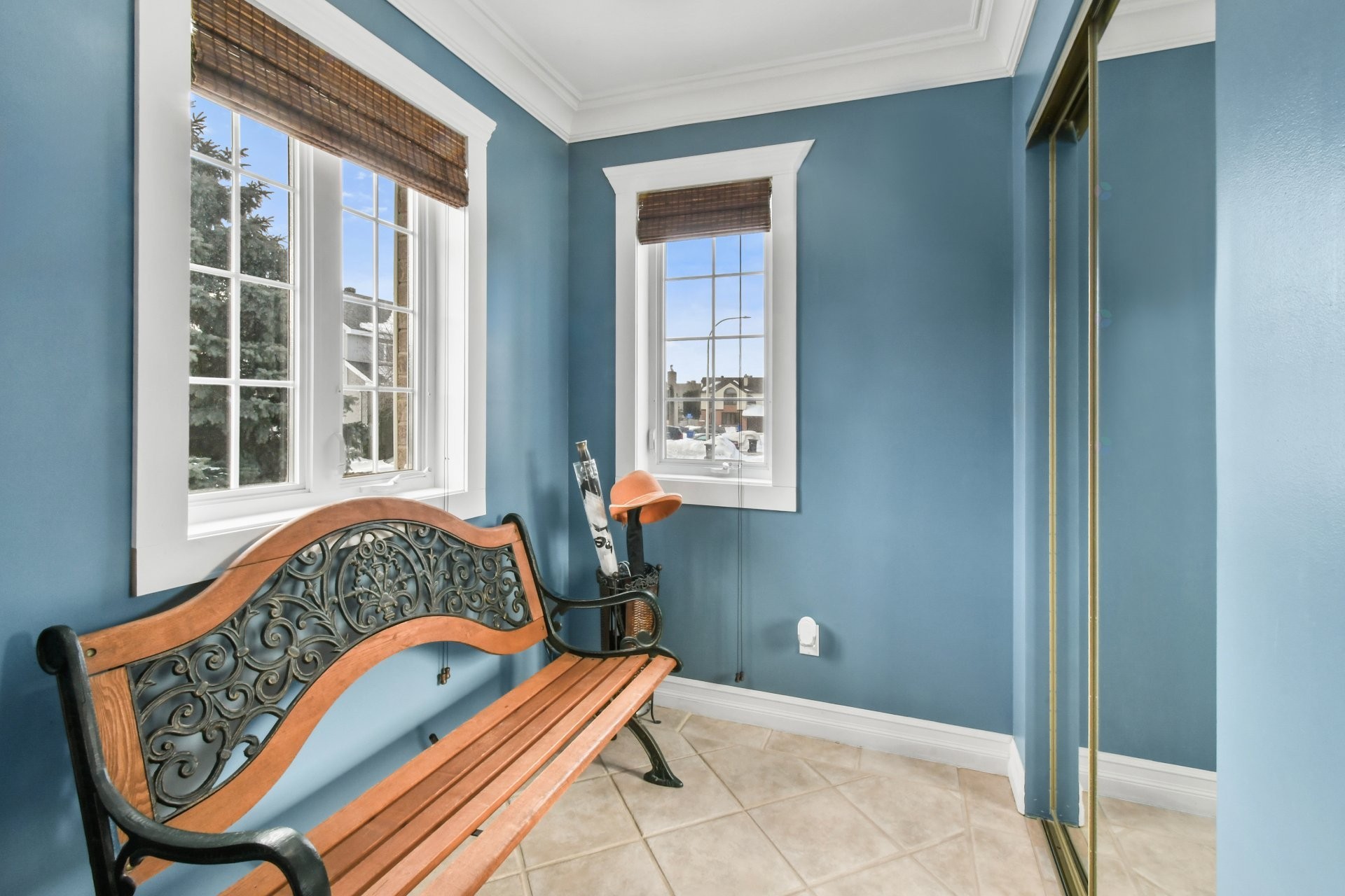









538


Rue George-F.-A.-Wilkes

,
Longueuil (Greenfield Park),




QC
J4N3N4

