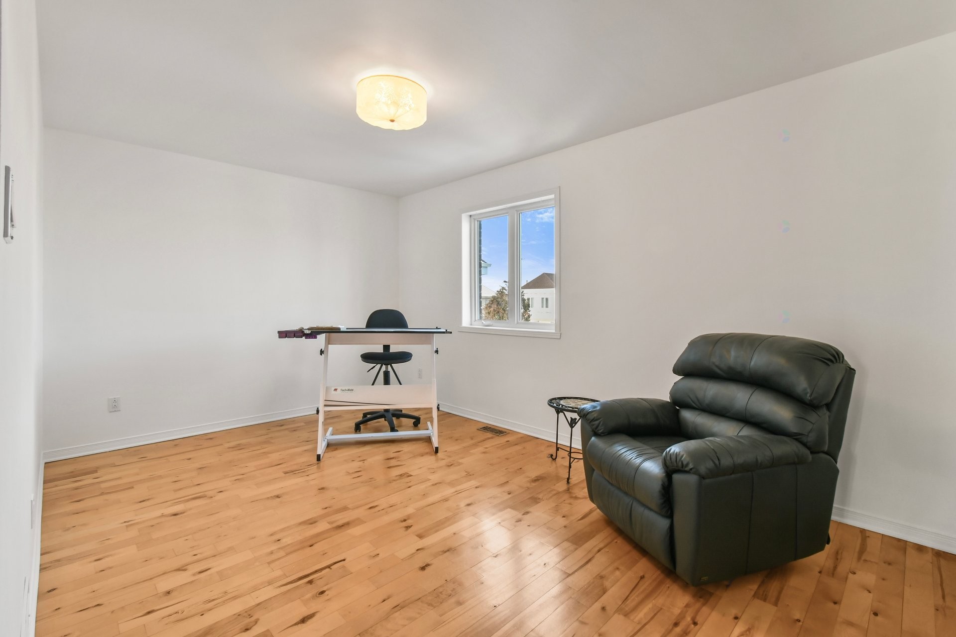 









538


Rue George-F.-A.-Wilkes

,
Longueuil (Greenfield Park),




QC
J4N3N4

