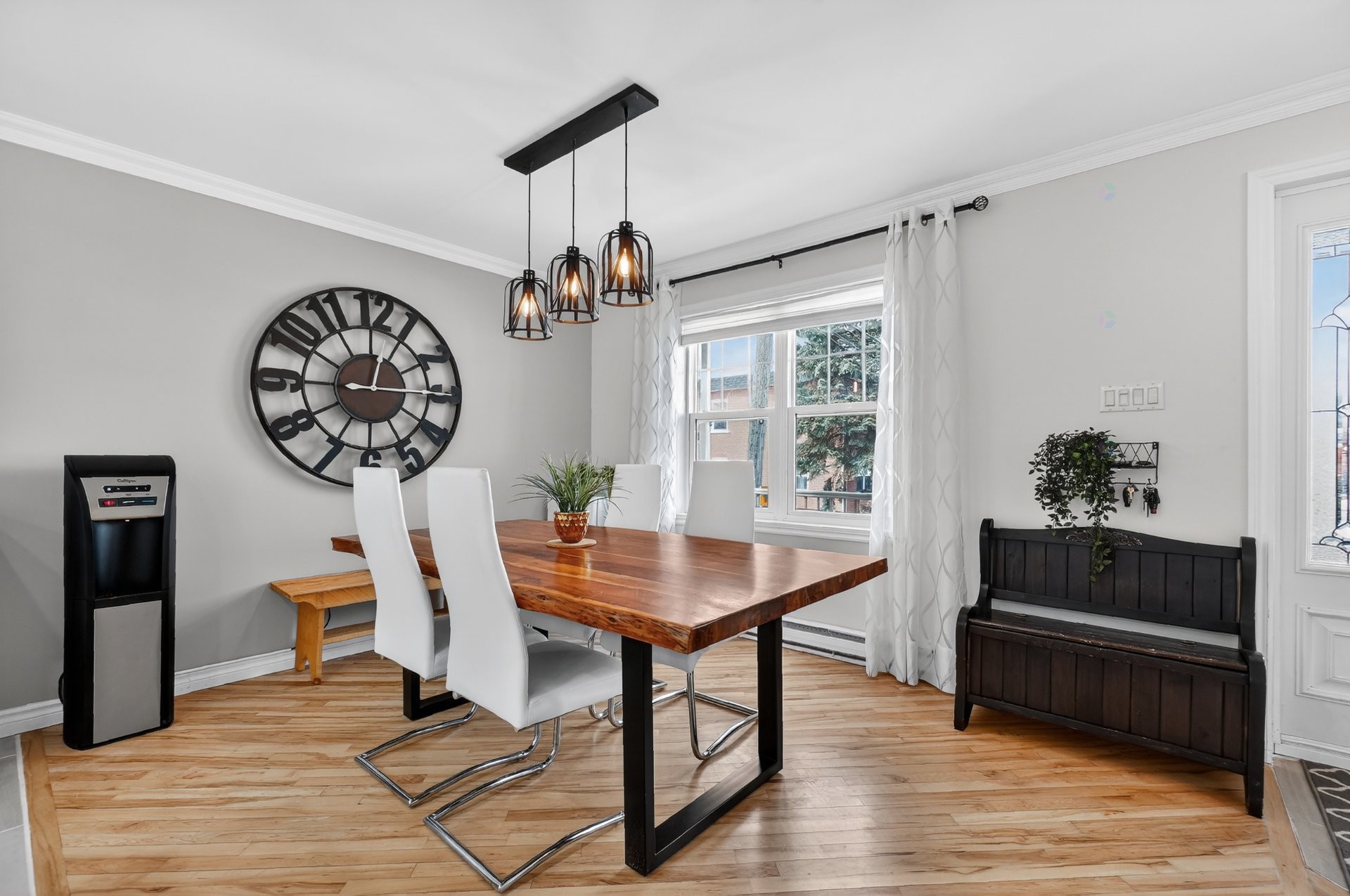 









36


Rue du Marché

,
Sainte-Thérèse,




QC
J7E1Y9

