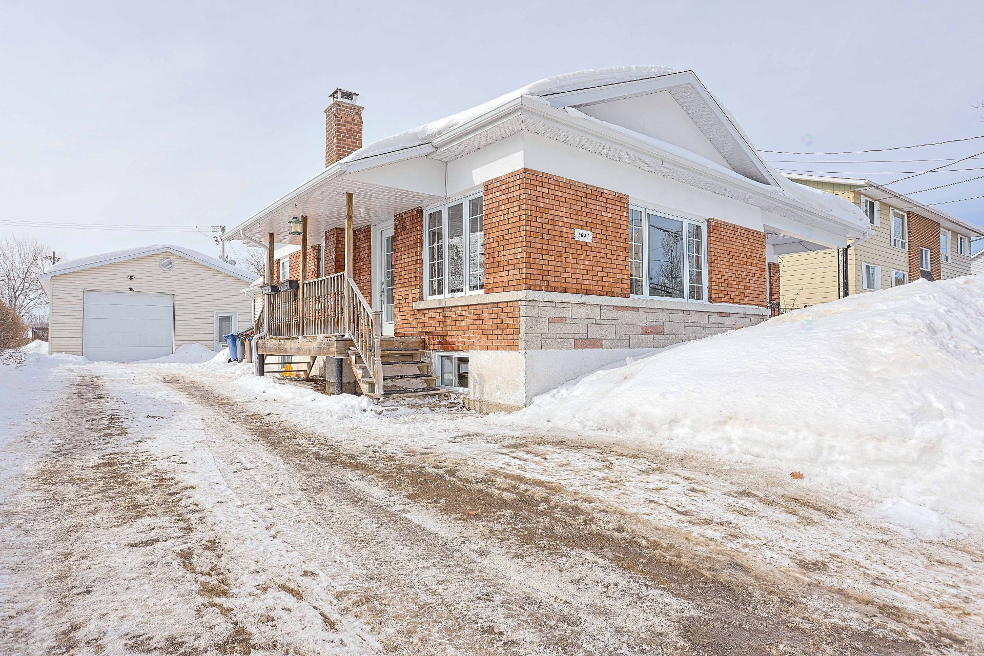 









1641


Rue Principale

,
Saint-Étienne-des-Grès,




QC
G0X2P0

