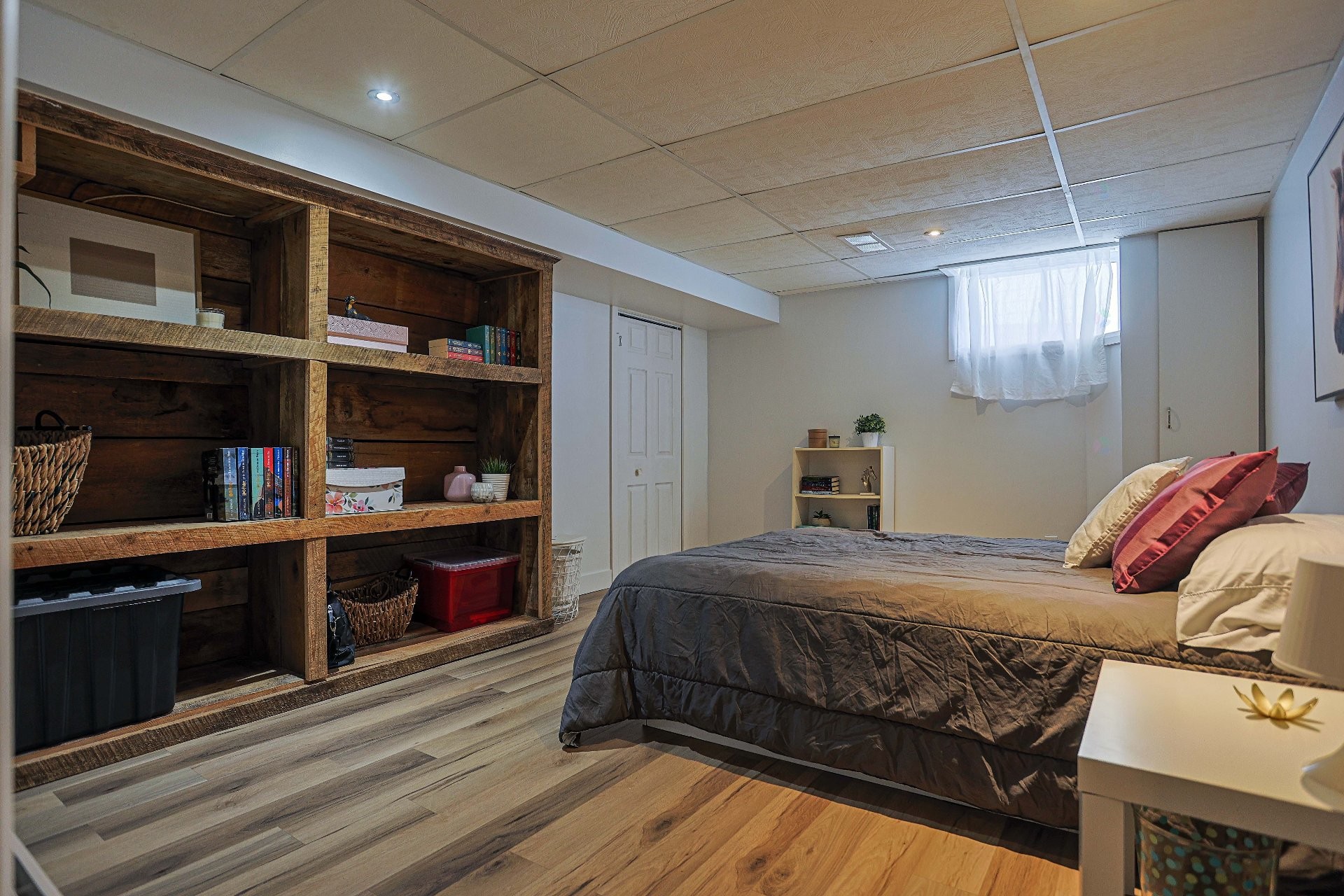 









1641


Rue Principale

,
Saint-Étienne-des-Grès,




QC
G0X2P0

