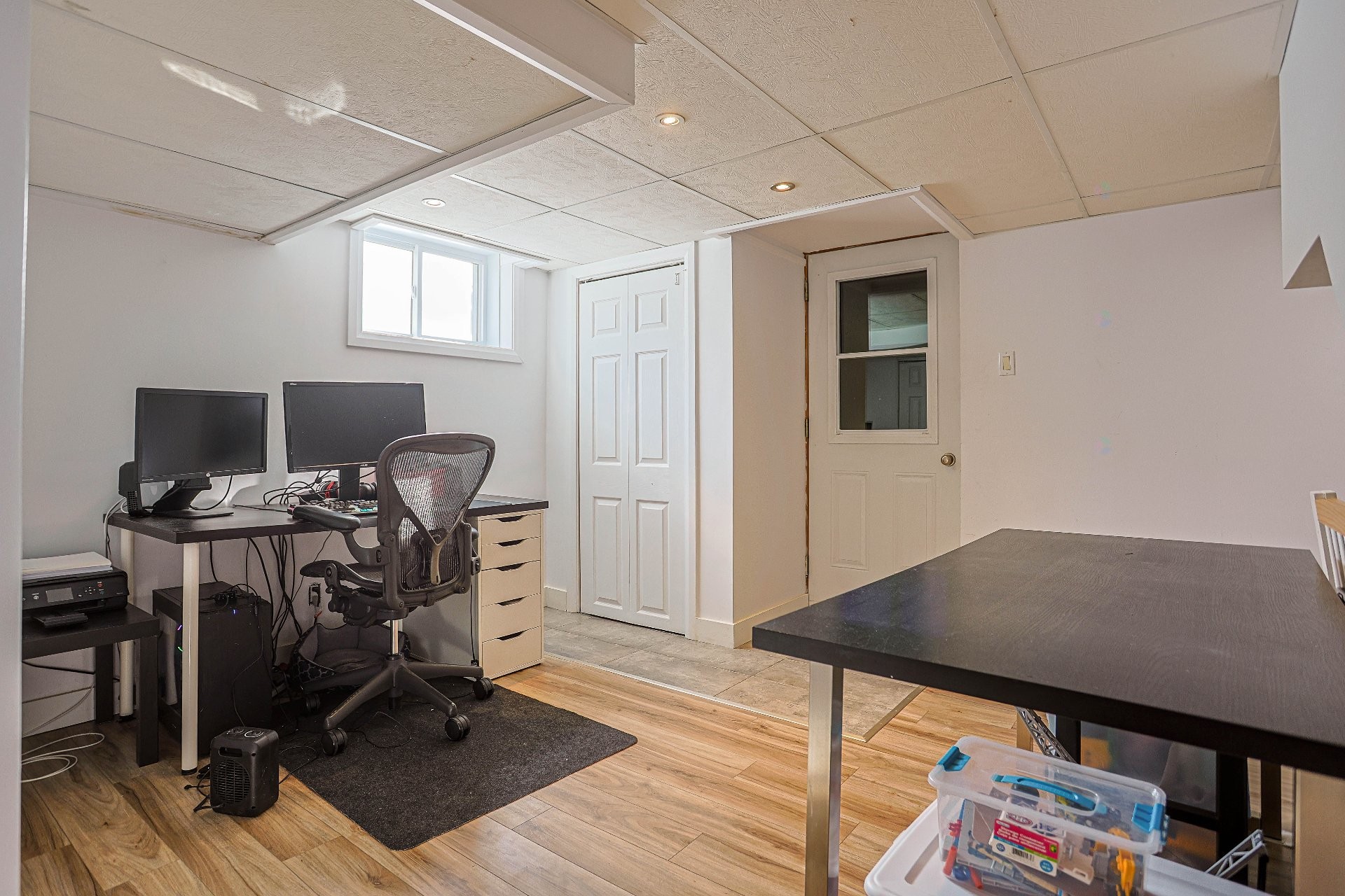 









1641


Rue Principale

,
Saint-Étienne-des-Grès,




QC
G0X2P0

