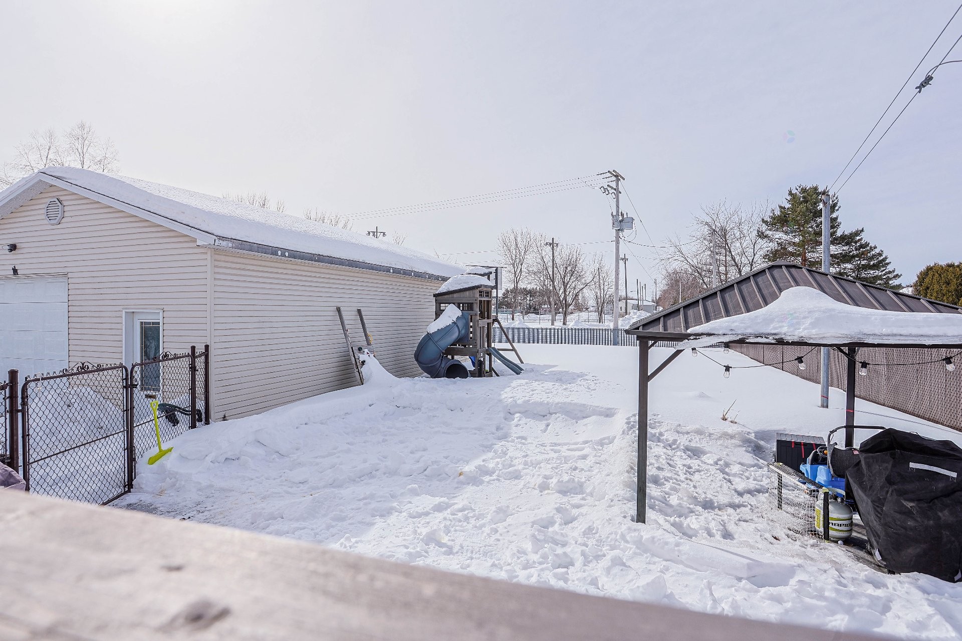 









1641


Rue Principale

,
Saint-Étienne-des-Grès,




QC
G0X2P0

