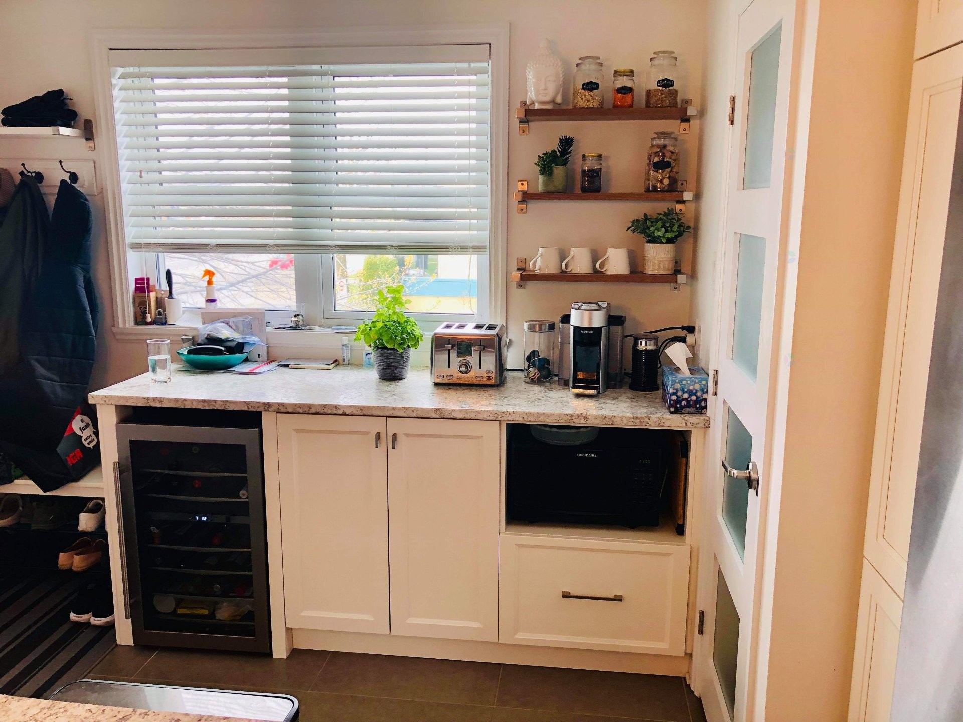 









838Z

 - 840Z


Boul. Taschereau

,
La Prairie,




QC
J5R1V9

