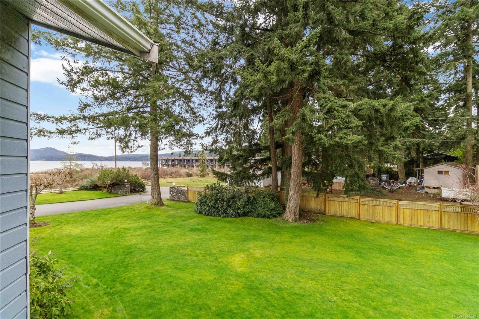 









6110


Seabroom

Rd, 6,
Sooke,




BC
V9Z 0B8

