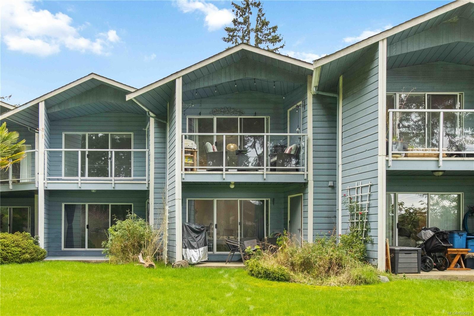 









6110


Seabroom

Rd, 6,
Sooke,




BC
V9Z 0B8

