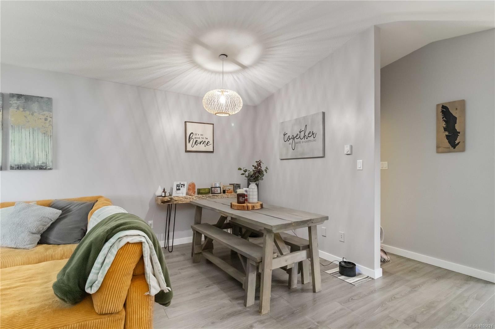 









6110


Seabroom

Rd, 6,
Sooke,




BC
V9Z 0B8

