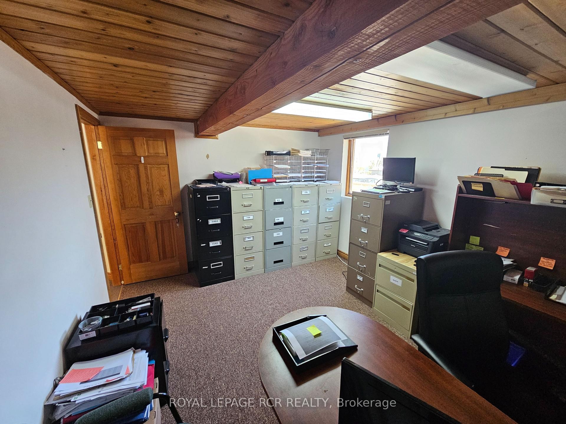 









411


Queen

Street, Main 1,
Newmarket,




ON
L3Y 2G9

