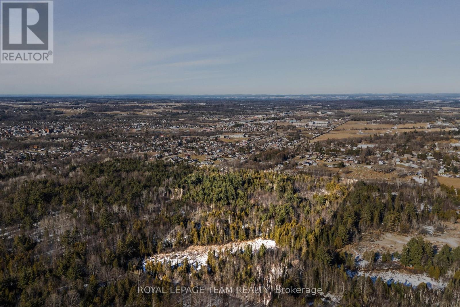 












00 KNIGHT STREET

,
Renfrew,







Ontario
K7V3Z9

