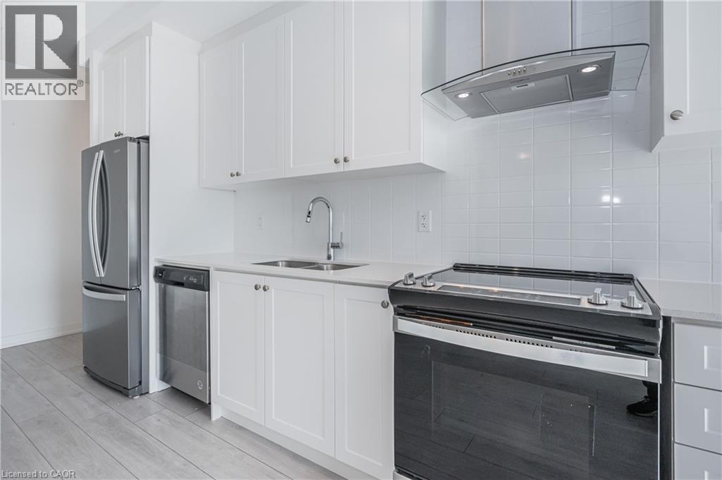 












55 DUKE Street Unit# 605

,
Kitchener,




Ontario
N2H0C9

