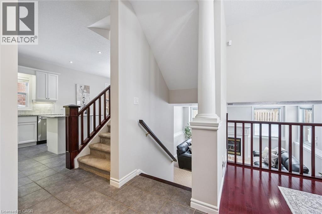 












273 CARRINGTON Drive

,
Guelph,




Ontario
N1G5H3

