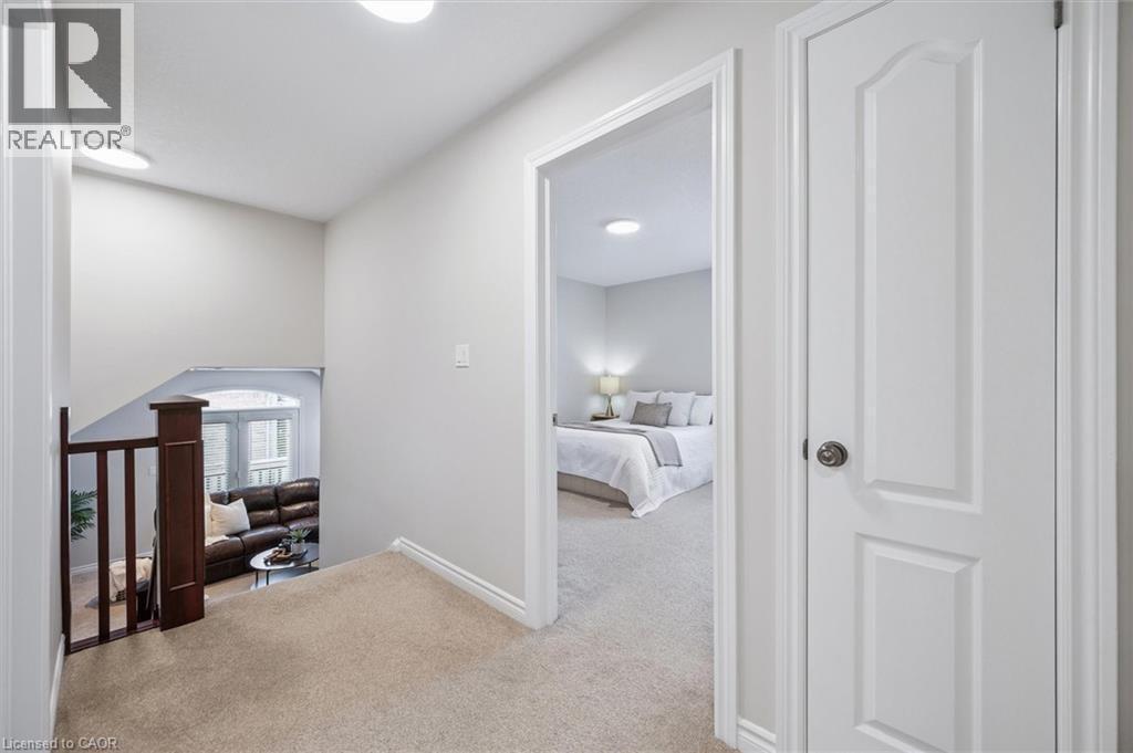 












273 CARRINGTON Drive

,
Guelph,




Ontario
N1G5H3

