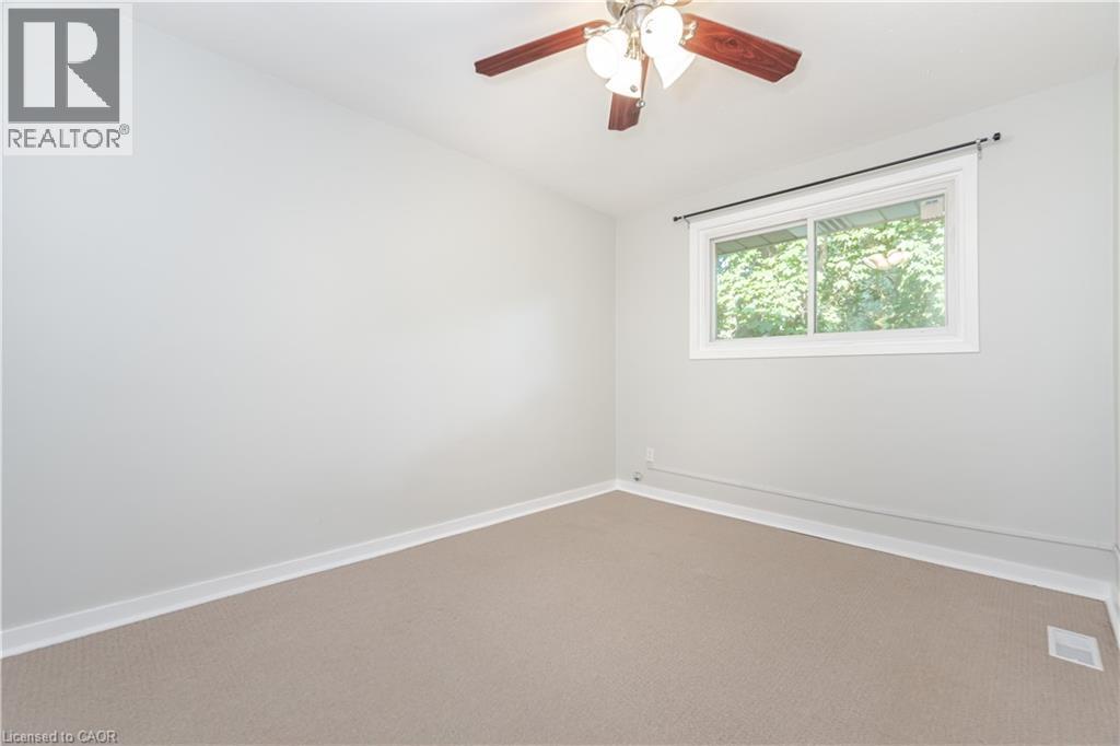 












1116 HOMEWOOD Drive Unit# 1

,
Burlington,




Ontario
L7P2M2

