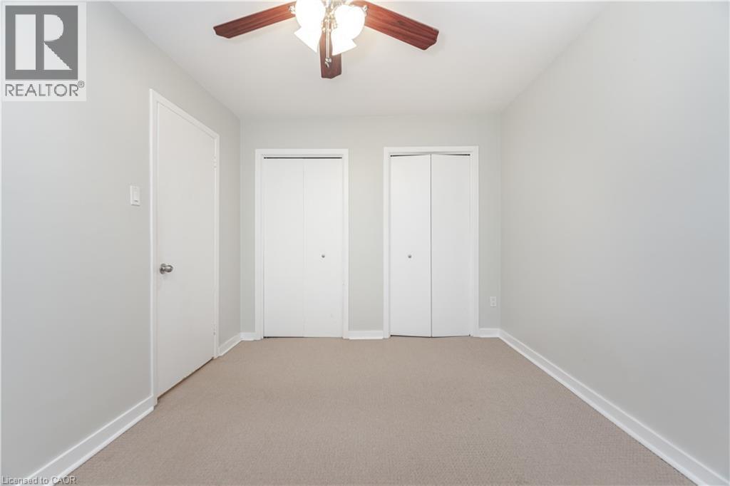 












1116 HOMEWOOD Drive Unit# 1

,
Burlington,




Ontario
L7P2M2

