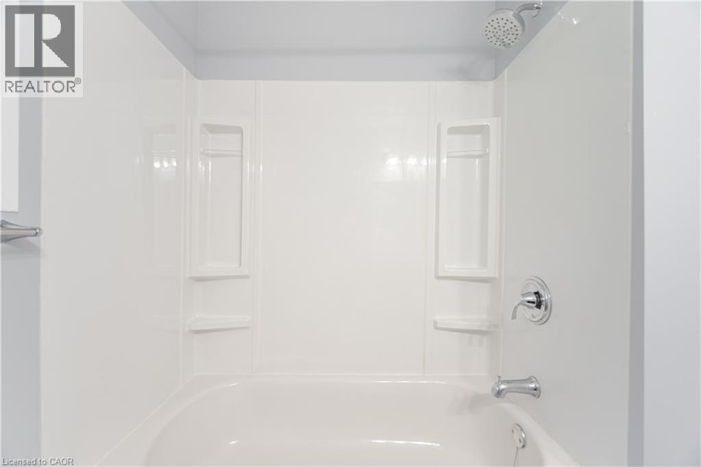 












1116 HOMEWOOD Drive Unit# 1

,
Burlington,




Ontario
L7P2M2

