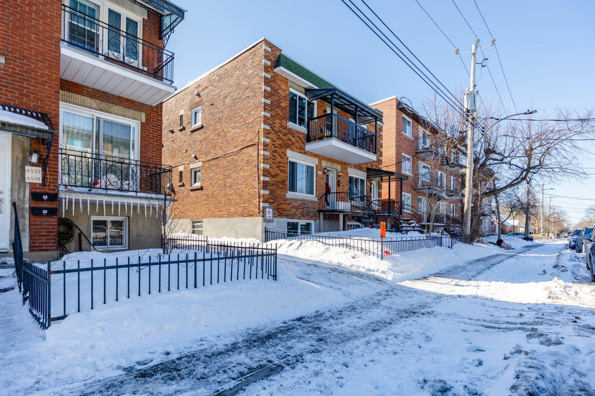 









6526

 - 6528


30e Avenue

,
Montréal (Rosemont/La Petite-Patrie),




QC
H1T3G6

