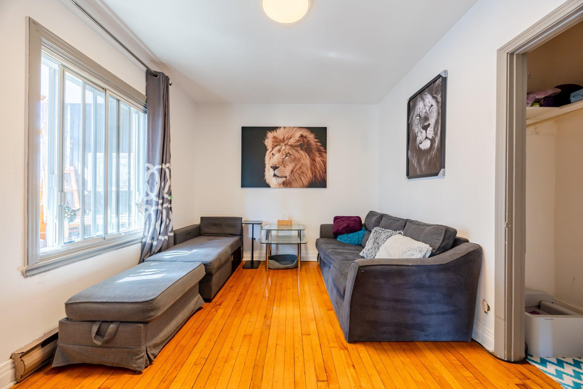 









6526

 - 6528


30e Avenue

,
Montréal (Rosemont/La Petite-Patrie),




QC
H1T3G6

