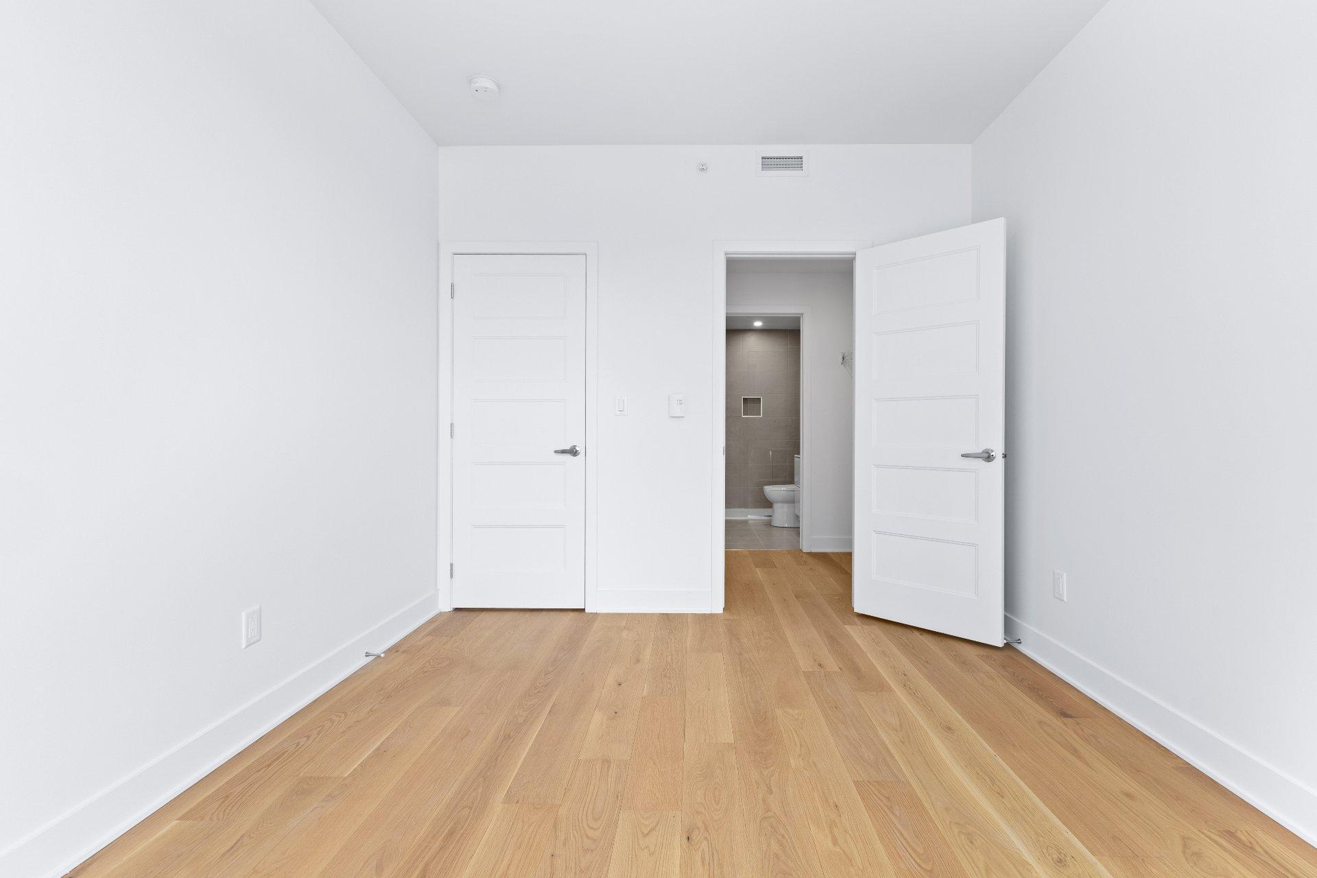 









10130


Rue Lauraine-Vaillancourt

, 205,
Montréal (Ahuntsic-Cartierville),




QC
H3L0B3

