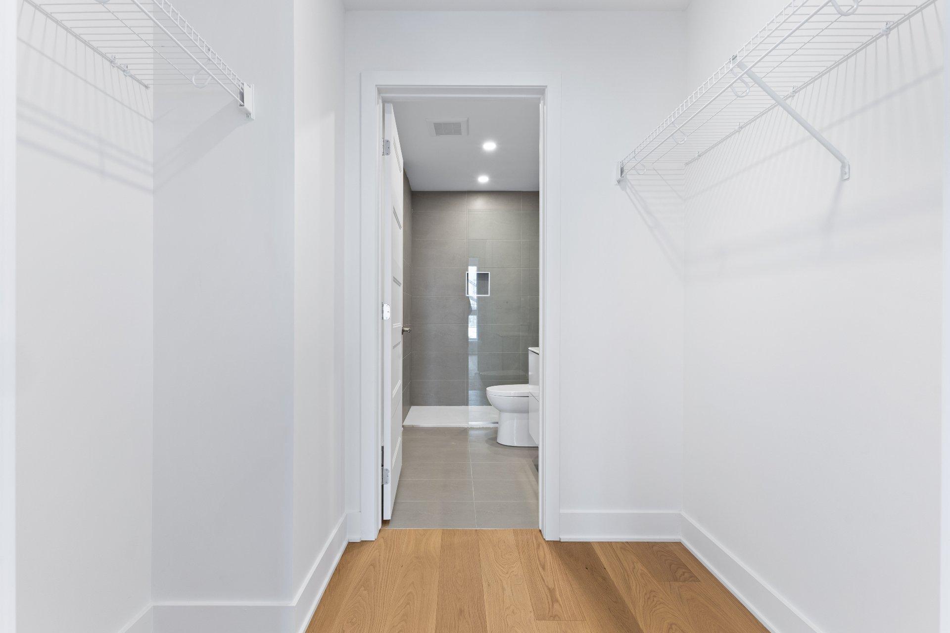 









10130


Rue Lauraine-Vaillancourt

, 205,
Montréal (Ahuntsic-Cartierville),




QC
H3L0B3

