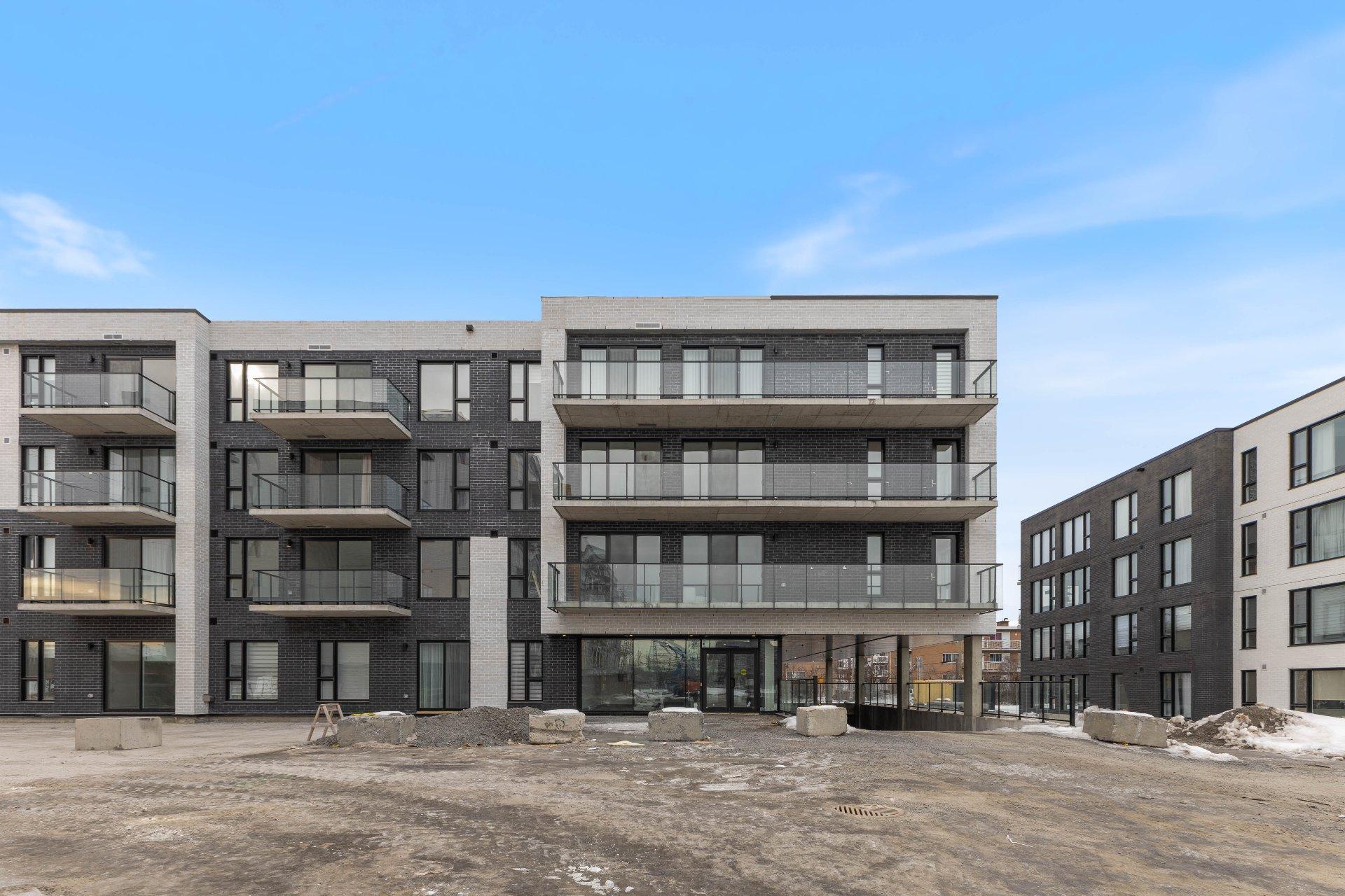 









10130


Rue Lauraine-Vaillancourt

, 205,
Montréal (Ahuntsic-Cartierville),




QC
H3L0B3

