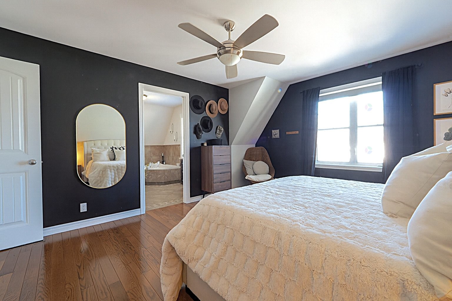 









255


Rue des Fuchsias

,
Trois-Rivières,




QC
G8V1N2

