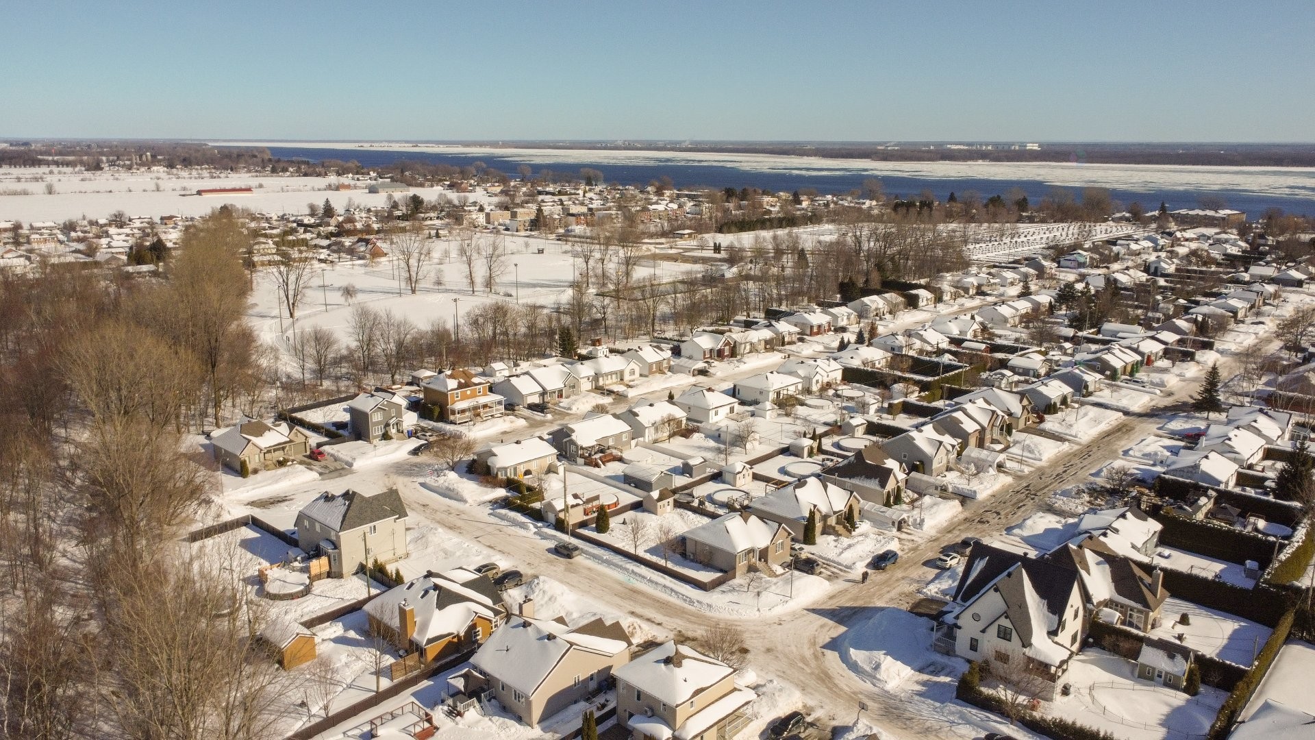 









255


Rue des Fuchsias

,
Trois-Rivières,




QC
G8V1N2

