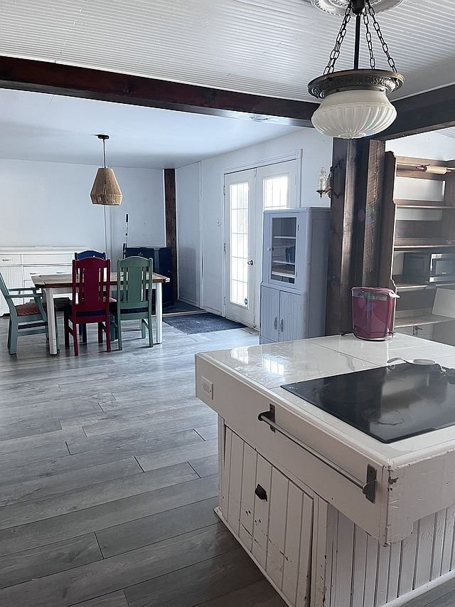 









17


Ch. des Neufs-Milles

,
Notre-Dame-de-la-Paix,




QC
J0V1P0

